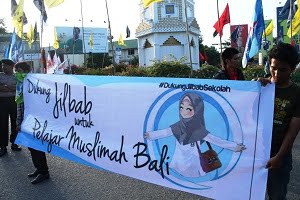 dukung jilbab bali2